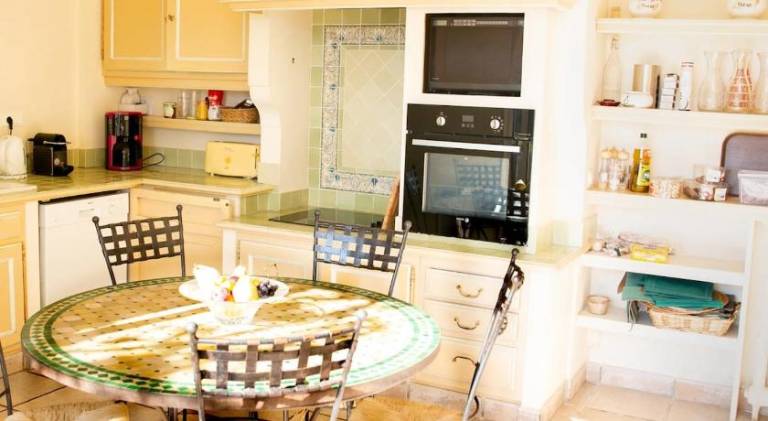Villa with pool | Pets are welcome — photo 4