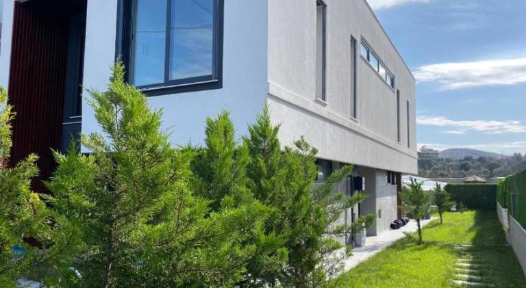 Fully equipped villa with private pool, yard & patio | Pets are welcome in Izmir