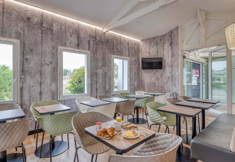 B&B HOTEL Bordeaux Merignac Aeroport — photo 2