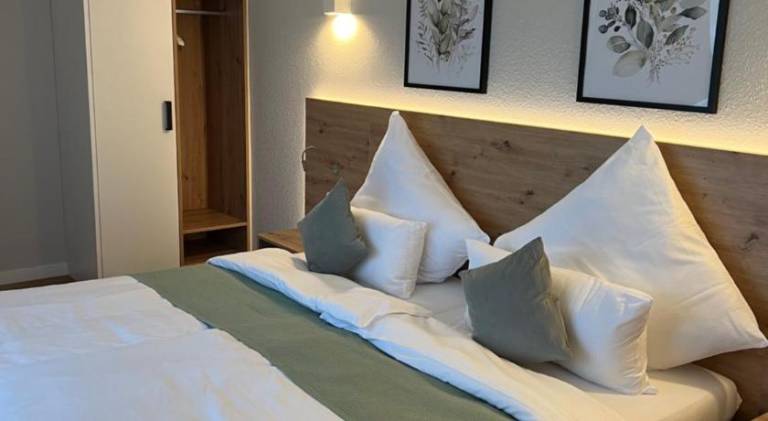 Vorgebirgsblick Ruhige Gastezimmer mit Self Check in