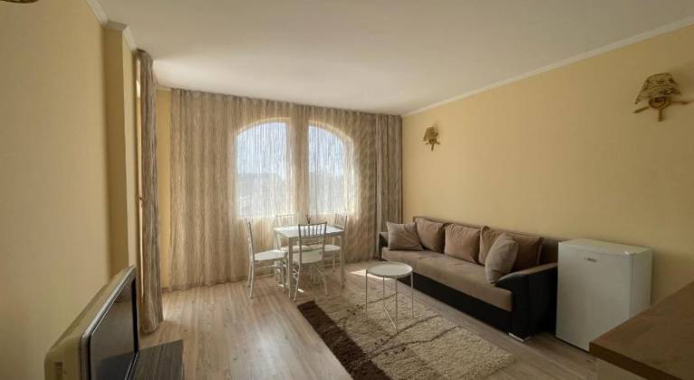 Charming holiday apartment with terrace | Next to the beach | Dogs allowed in Sveti Vlas