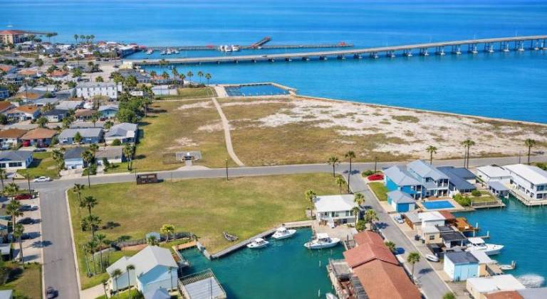 House with 2 rooms for 6 persons in Port Isabel, TX