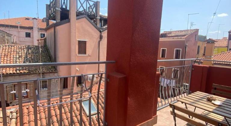 Holiday apartment with patio — photo 4