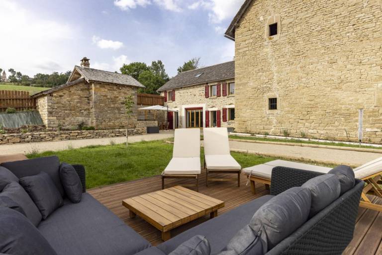 Gite with yard & terrace | Pets are welcome in Marvejols