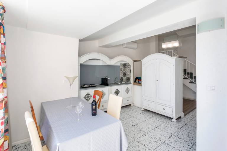 Beautiful apartment with patio, garden & fast internet | City view | Pet-friendly — photo 3