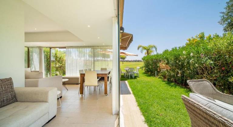 Rental apartment with pool — photo 3