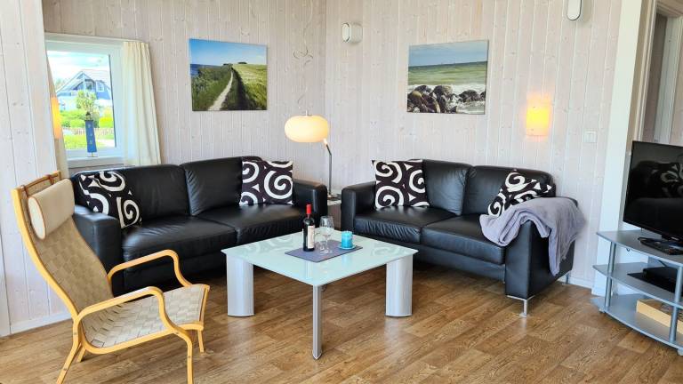 Komfortables, ebenerdiges Ferienhaus direkt an der Ostsee. Ca.200m zum Strand! — photo 4