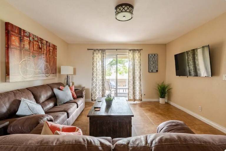 Condo Las Casitas De Paradise Village