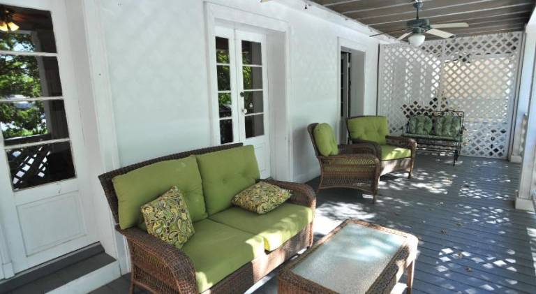 Serviced apartment with 2 rooms for 10 persons — photo 4