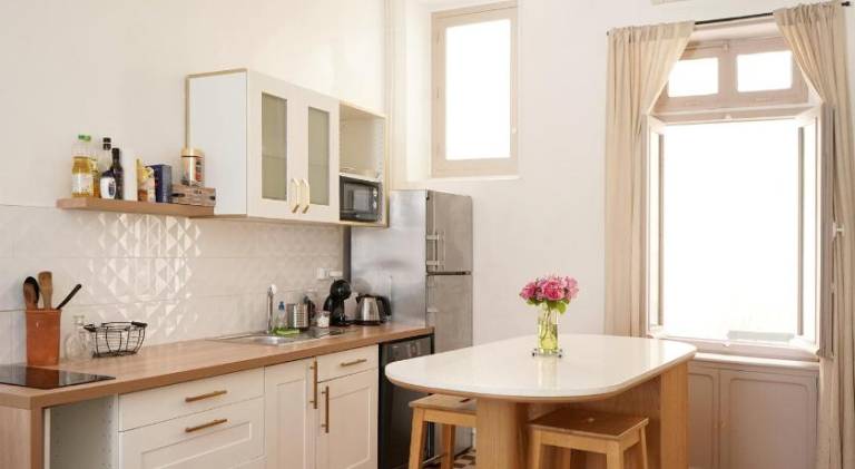 Holiday apartment | Close to Popes' Palace — photo 2