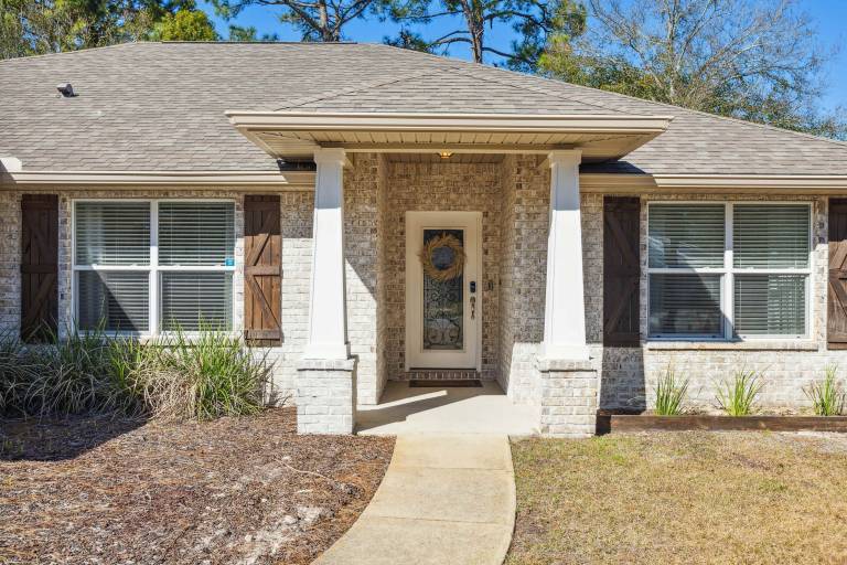 Vacation home with hot tub, grill & fast internet | Sea view in Fort Walton Beach, FL