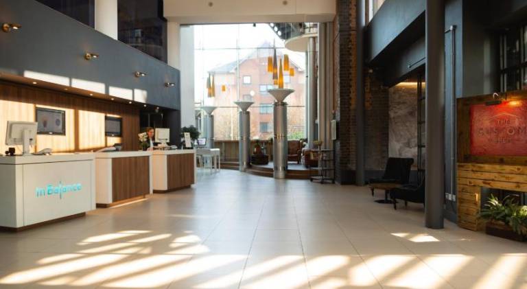 Novotel Cardiff Centre Hotel — photo 3
