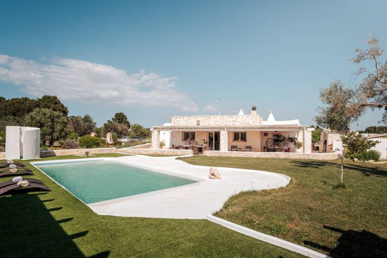 Villa with private pool, yard & grill | Pool view in Ostuni