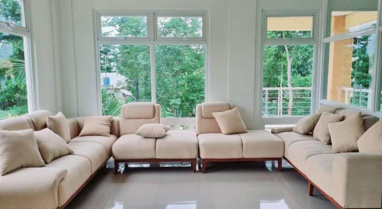Children-friendly serviced apartment with pool, terrace & garden | Suitable for remote work | Pet-friendly — photo 4