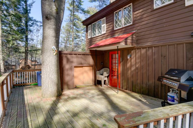 North Conway Home < Walk to Slopes at Cranmore! — photo 2