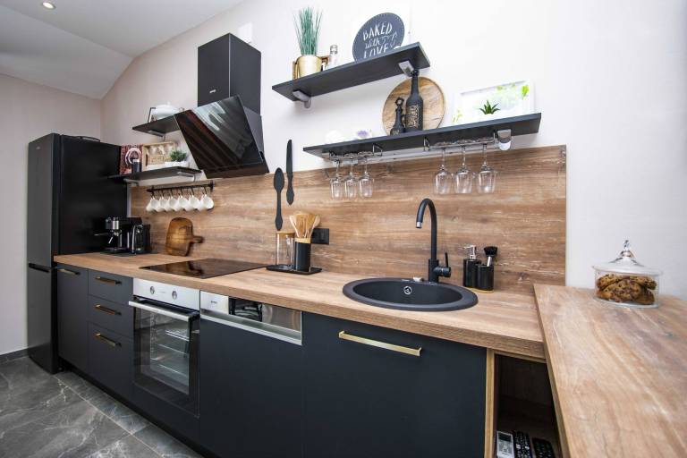 Holiday apartment with yard & barbeque — photo 3