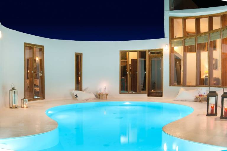 Villa with yard, grill & private pool in Rhodes