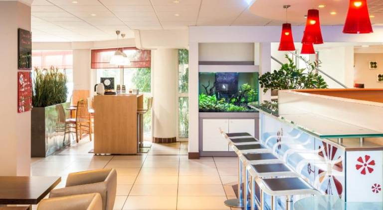 Ibis Massy — photo 3