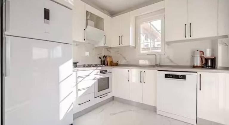 Pleasant villa with barbeque, pool & garden | Pets are welcome — photo 4