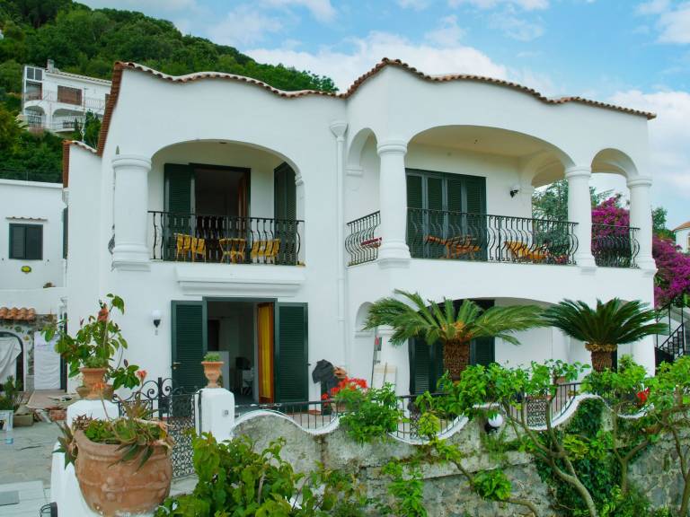 Villa Serrara Fontana