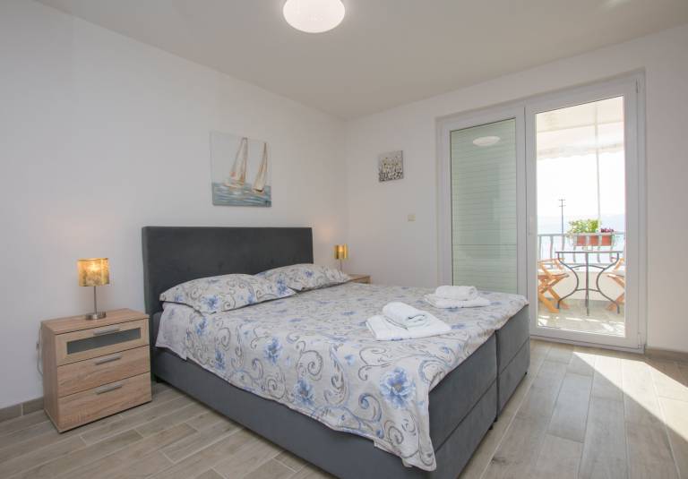 Rental apartment with terrace & BBQ | Sea view | Close to the beach | Pets are welcome — photo 4