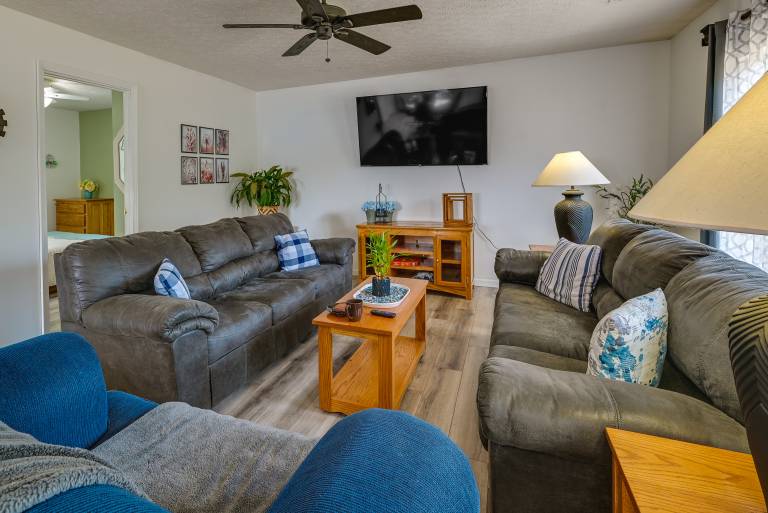 Charming Smiths Grove Home Near Cave Tours! — photo 3