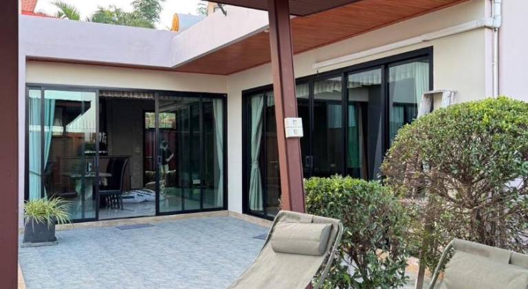 Vacation home with pool — photo 3