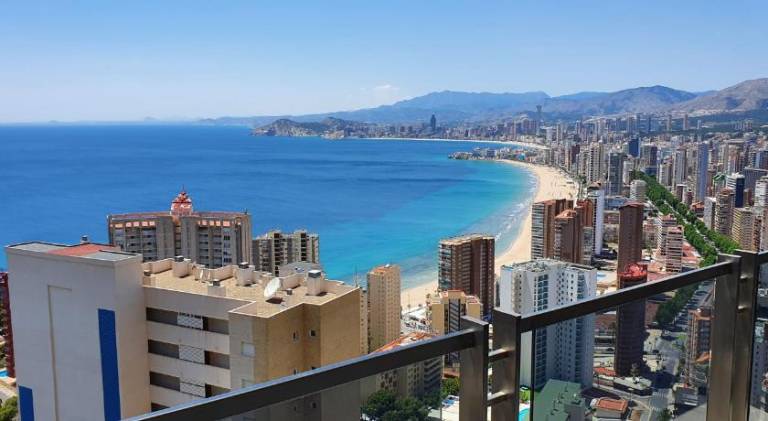 Apartment with pool | Next to the beach | Dogs allowed in Benidorm