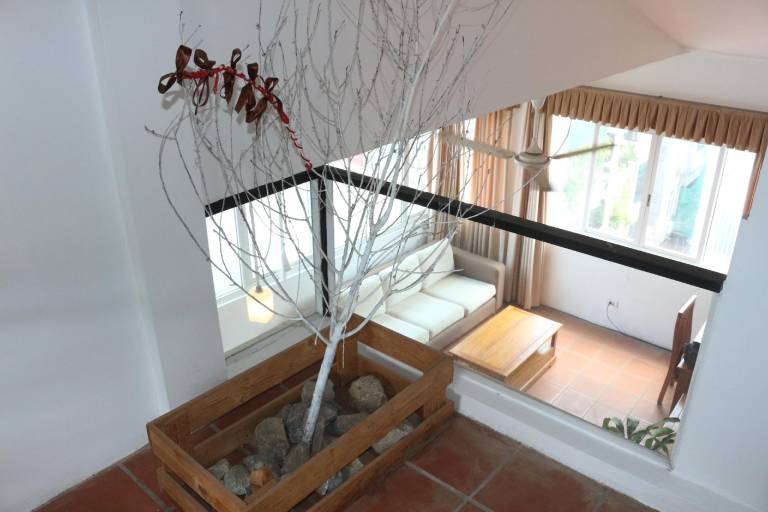 Apartment | Close to St. Joseph's Cathedral — photo 3