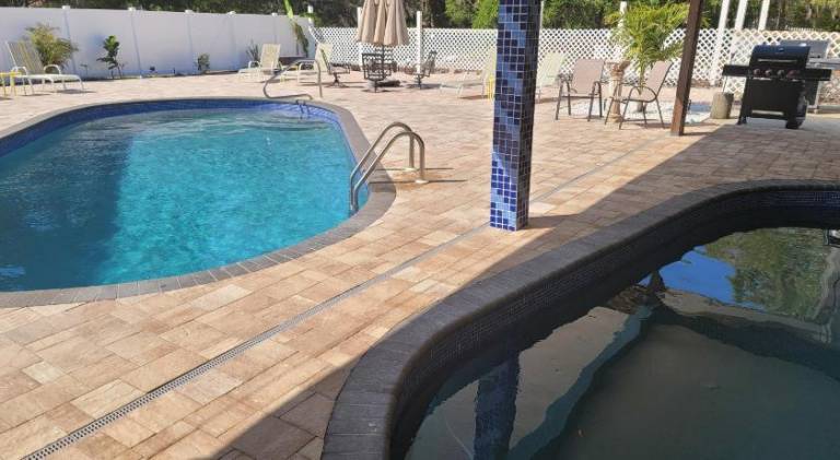Vacation home with hot tub & pool — photo 2