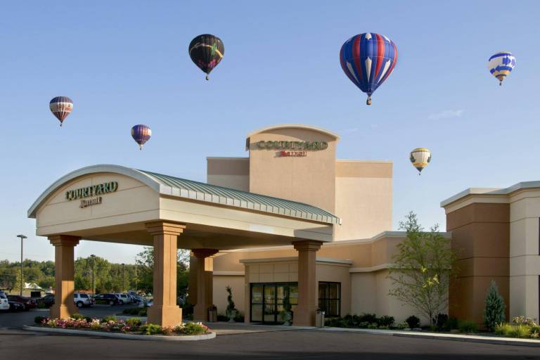 Courtyard by Marriott Canton in North Canton, OH