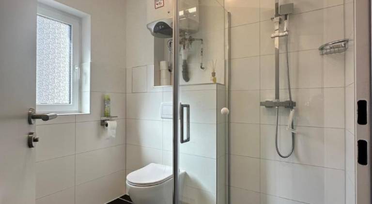 Rental apartment with 3 rooms for 6 persons — photo 2