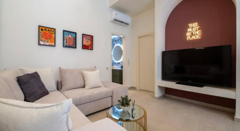 Rental apartment with 1 room for 4 persons in Piraeus