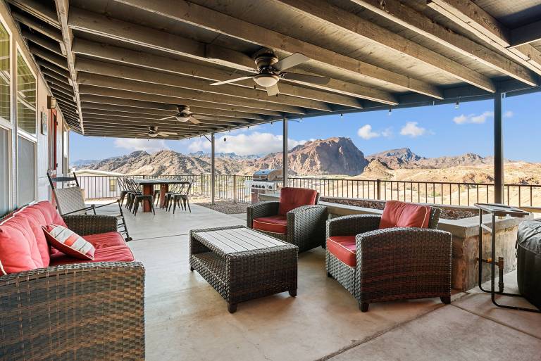 Bayview Beauty! Private River access and mountain views! — photo 3