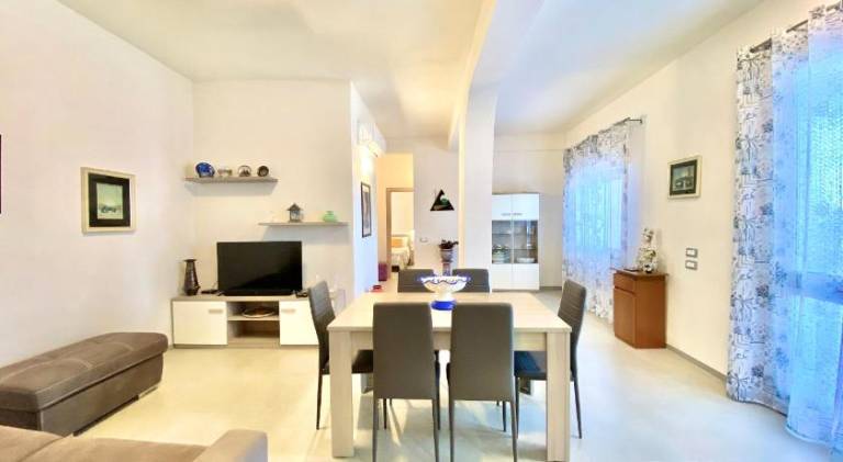 Rental apartment with barbecue & terrace — photo 2