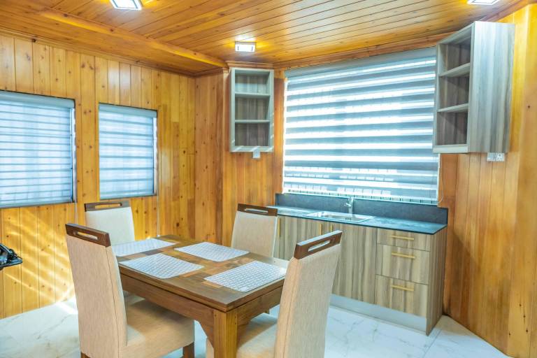 Vacation home with patio in Nuwara Eliya