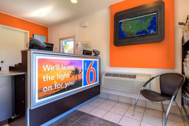 Motel 6 San Diego, CA - North — photo 3