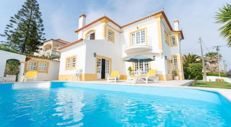 240 m² Villa