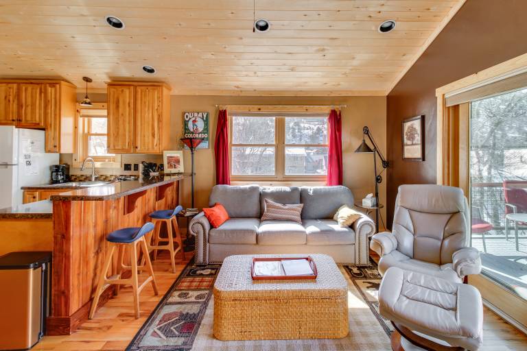 Cozy Ouray Hideaway: Mountain Views, Steps to Main — photo 5