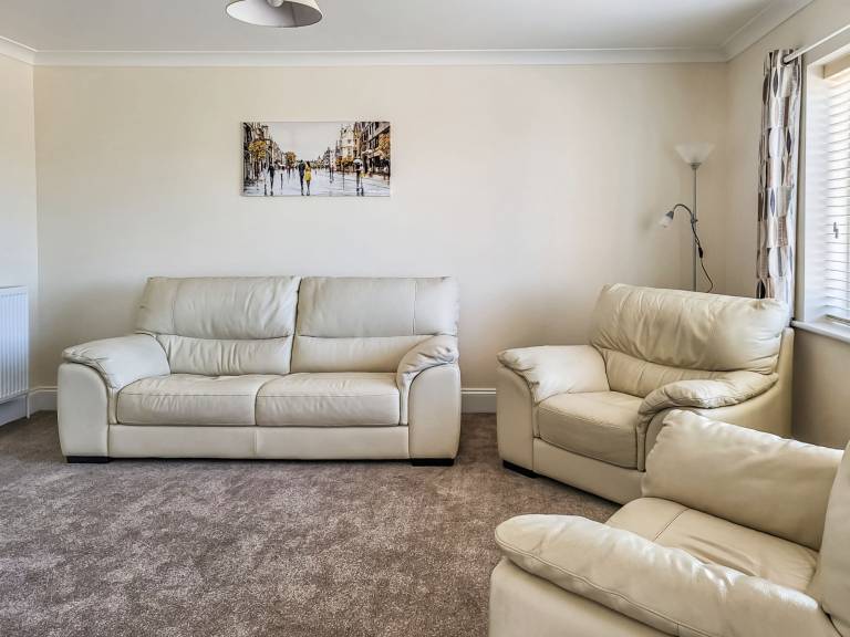Children-friendly charming cottage with garden | River view | Pets allowed — photo 2