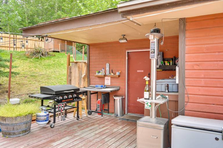 Cozy Cooper Landing Studio w/ Mountain Views! — photo 2