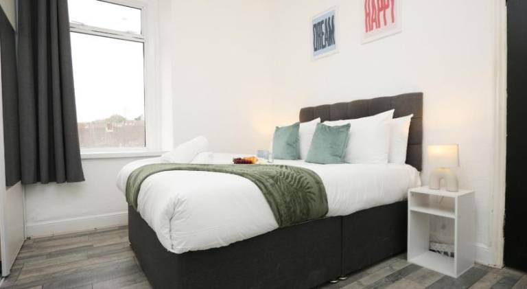 House | Pet-friendly in Swansea