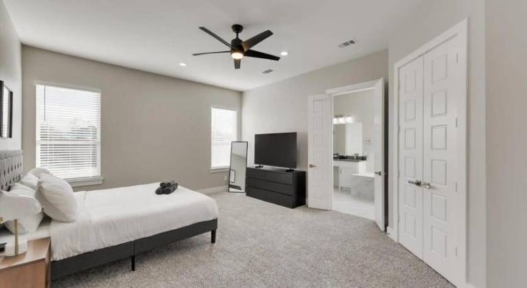 Fully equipped vacation home with garden | Pets allowed — photo 2