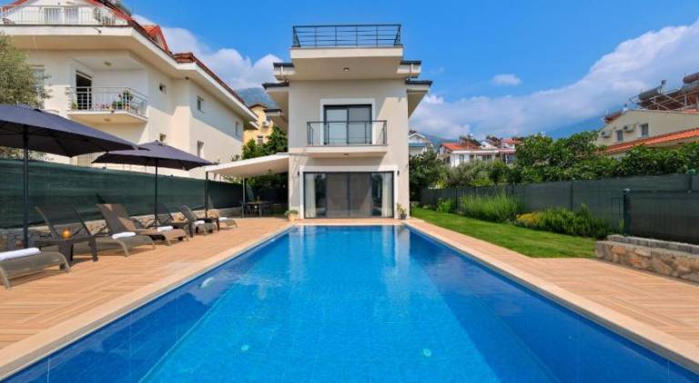 Fully equipped villa with BBQ, patio & yard | Good for workation | Dogs allowed in Mugla