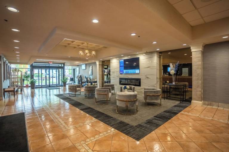 Glengarry Extended Stays