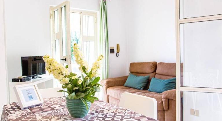 Lovely holiday apartment | Next to the beach | Pets are welcome — photo 2
