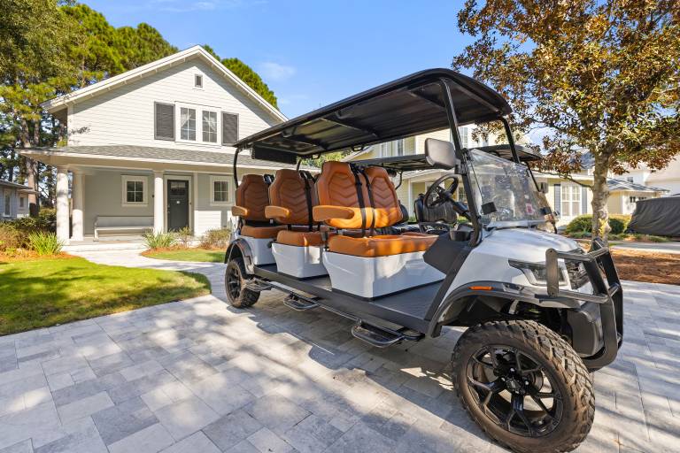 Child-friendly house with heated pool, yard & jacuzzi | Golf view | Pet-friendly — photo 4