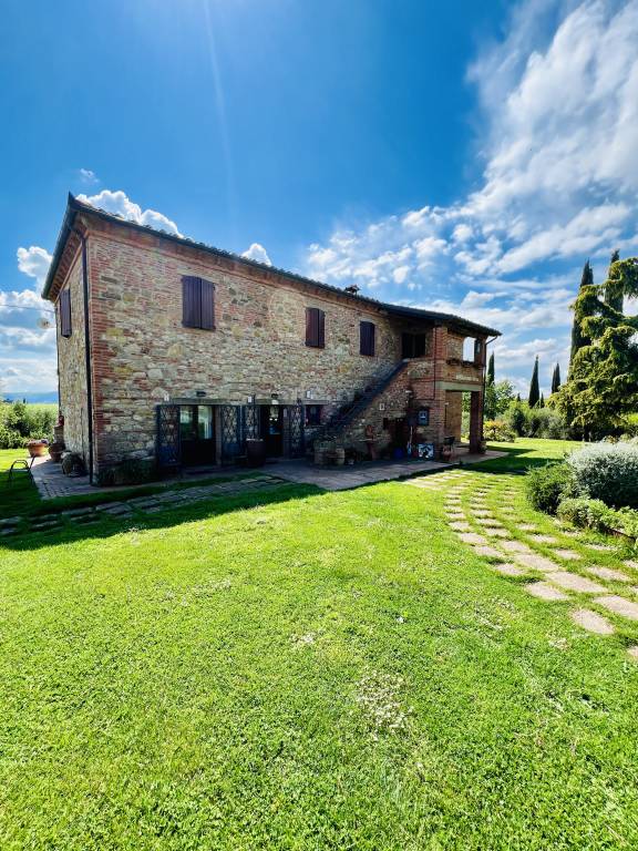 Terreumbre - Poggio del Sole - Poggio Verde: Poggio del Sole Apt Girasole — photo 4