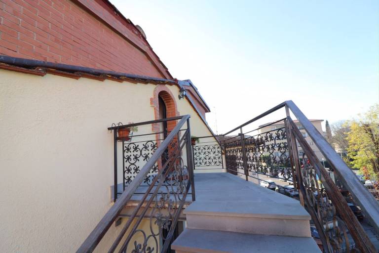 Apartment mit Terrasse