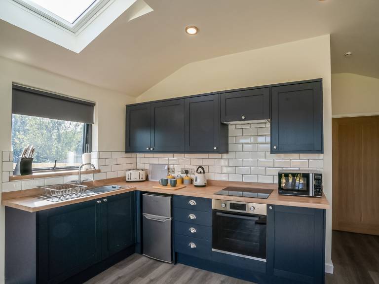 Cottage with barbeque & garden | River view — photo 4